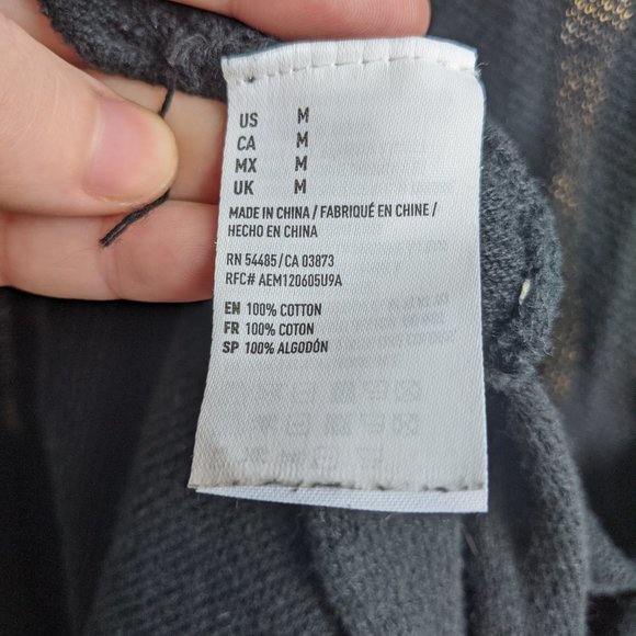 Long Black Cardigan w/pockets American Eagle sz M - Picture 7 of 9